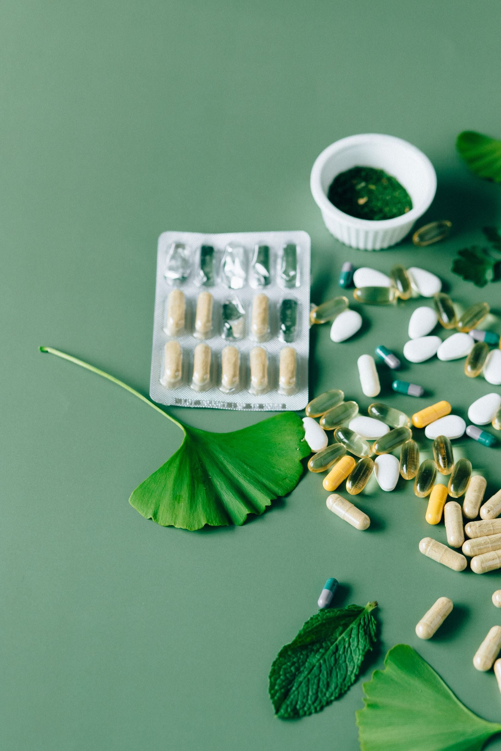 Ingredientes naturales y suplementos seleccionados para el bienestar diario